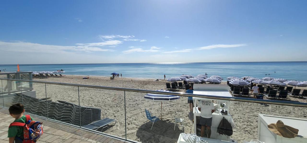 Amazing 2Br 2Ba Newly Reno Beachfront Apt W/Beach View Hollywood Exterior photo