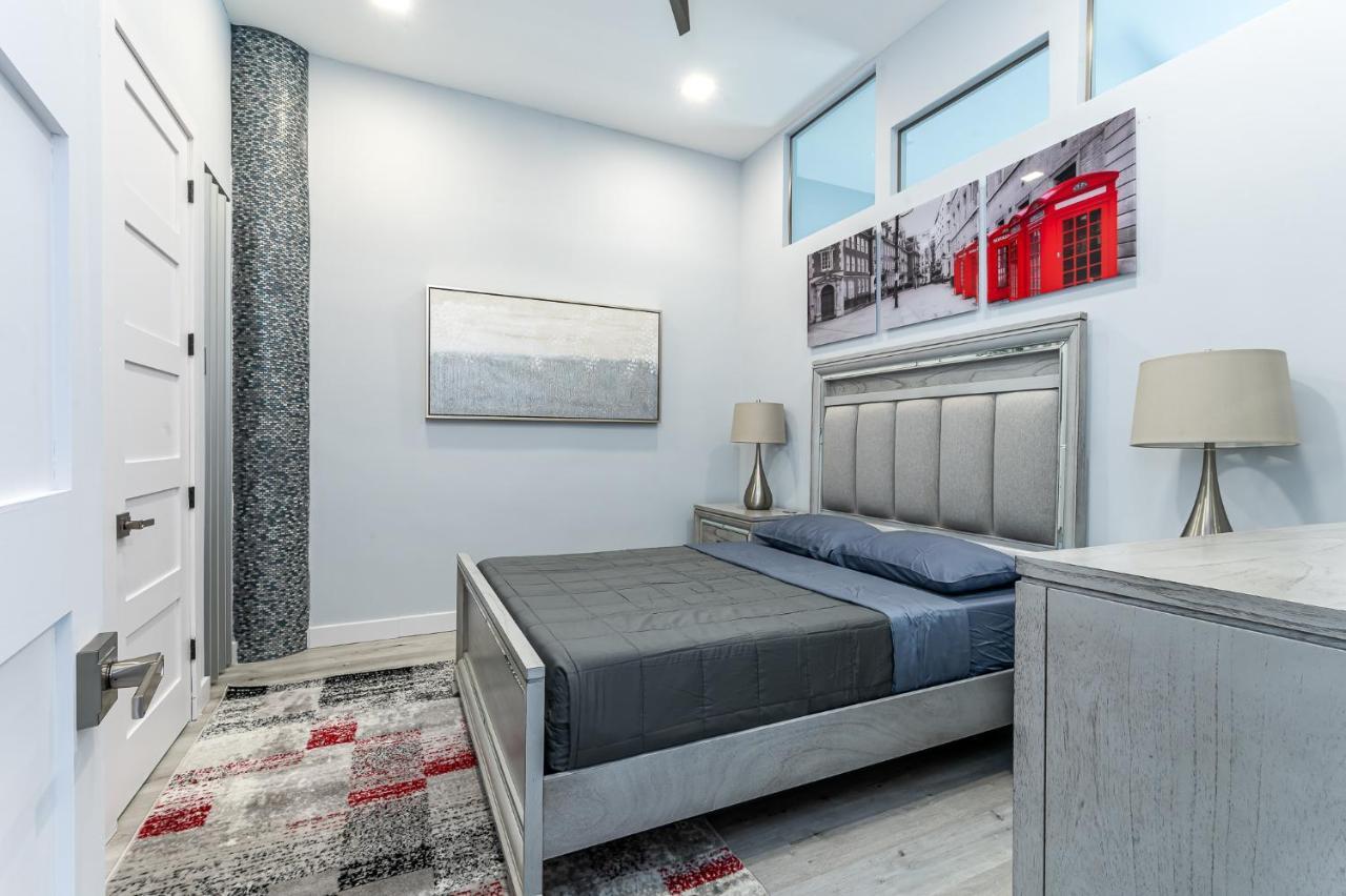 Amazing 2Br 2Ba Newly Reno Beachfront Apt W/Beach View Hollywood Exterior photo