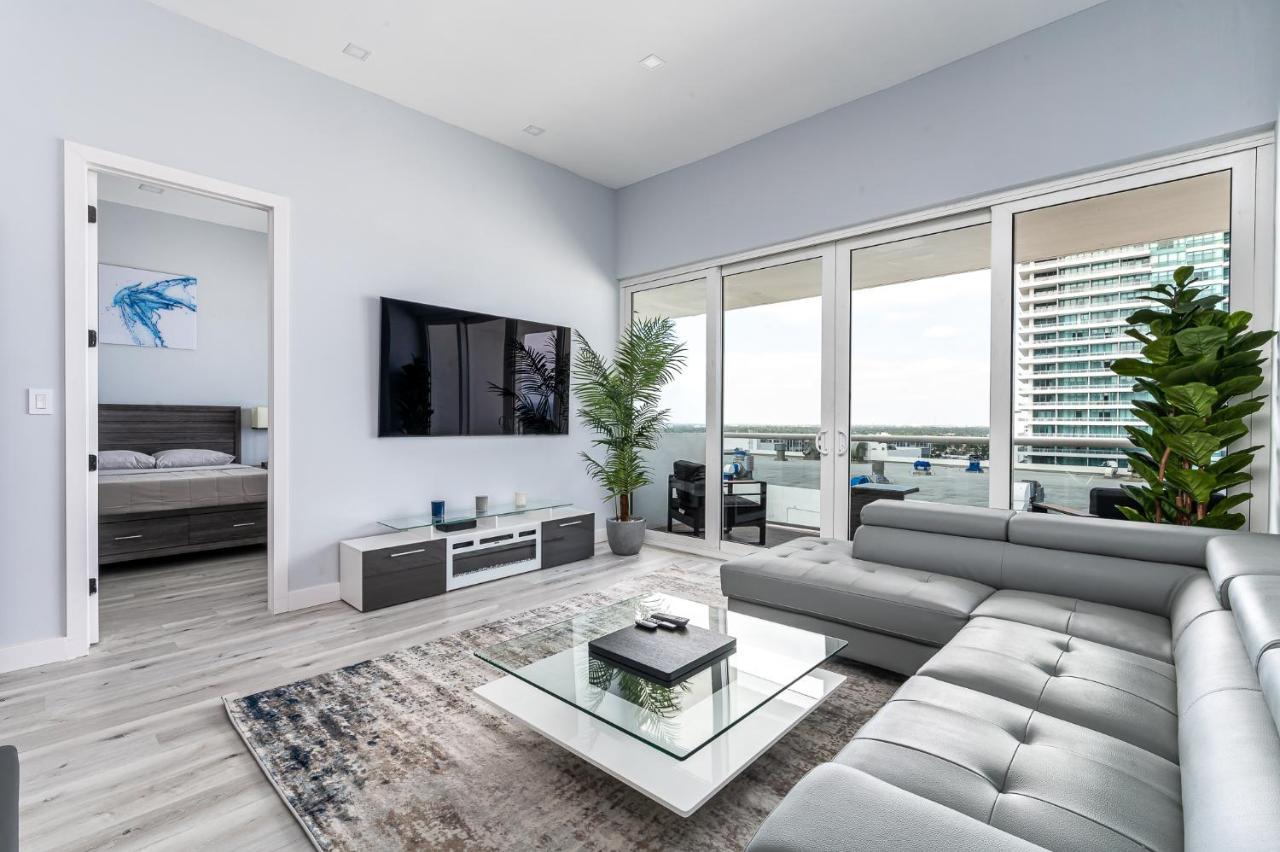 Amazing 2Br 2Ba Newly Reno Beachfront Apt W/Beach View Hollywood Exterior photo