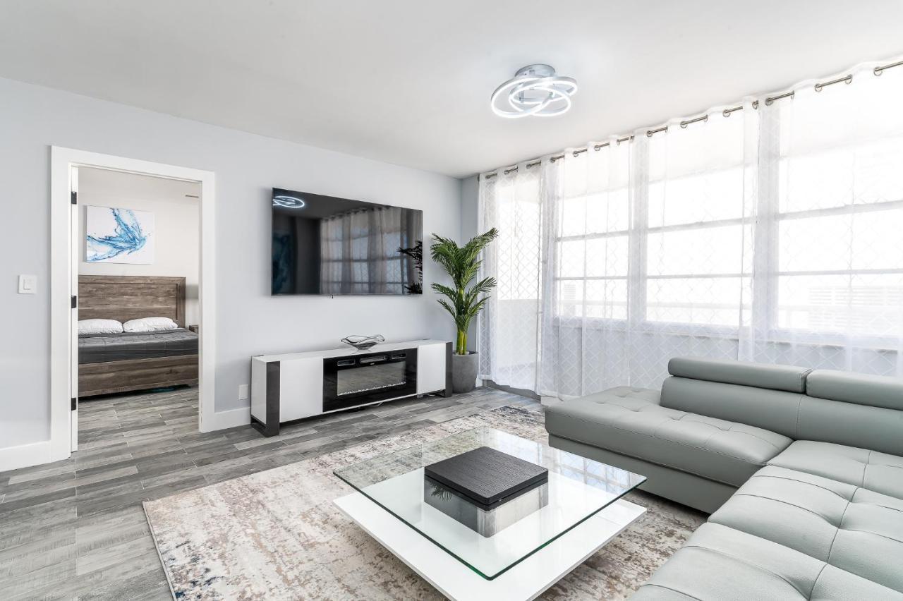 Amazing 2Br 2Ba Newly Reno Beachfront Apt W/Beach View Hollywood Exterior photo